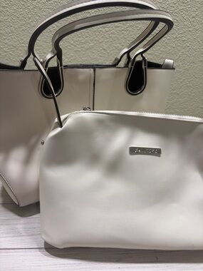 Aldo White Tote with Matching Pouch